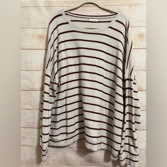 Cream and maroon striped sweater - Picture 1 of 9